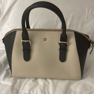 Kate spade satchel black and beige medium size